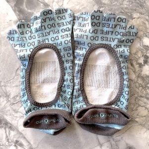 Club Pilates Toe Sox Womens size 10/11